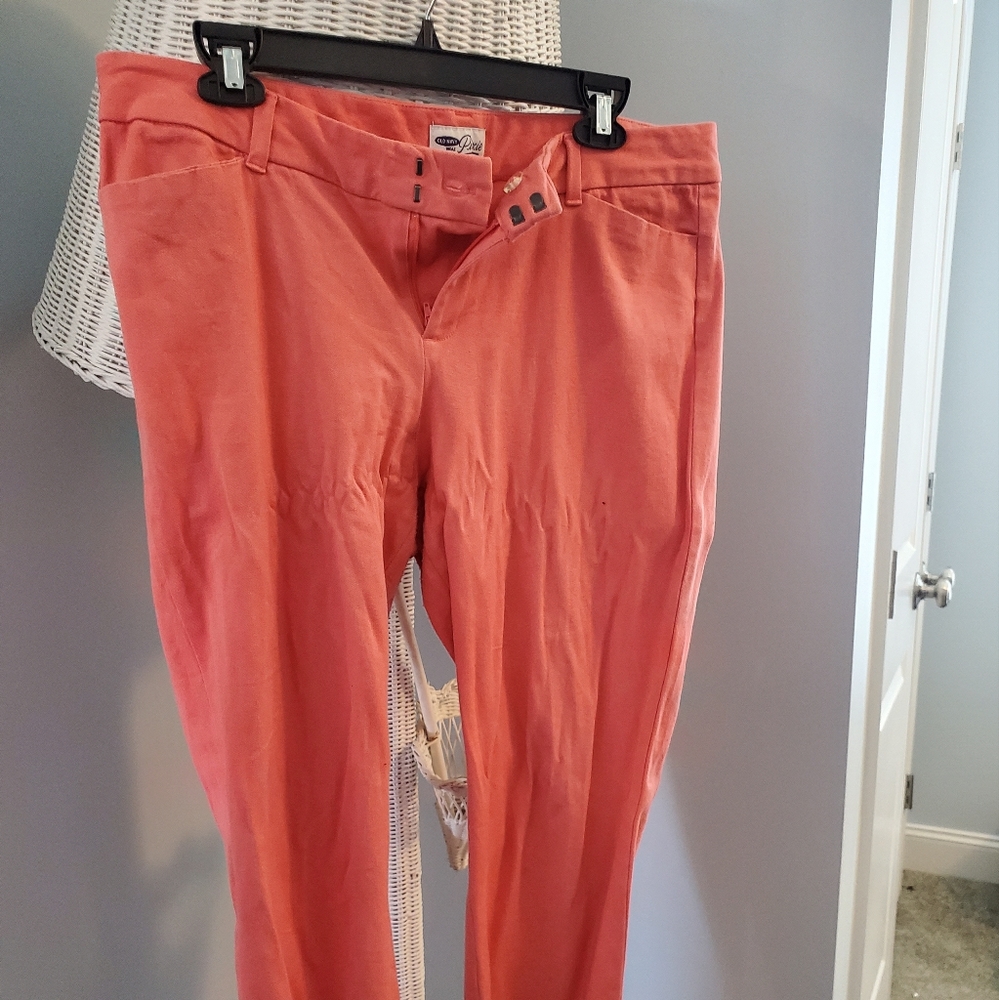 Old navy pixie pants